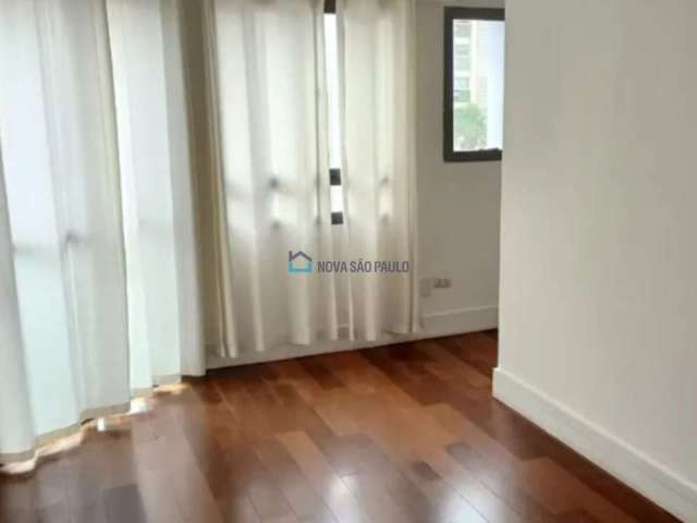 Apartamento Duplex 40m²  1 Suíte, 1 Vaga - Itaim Bibi com 40m²