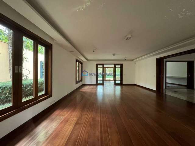 Sobrado 690m² - Morumbi