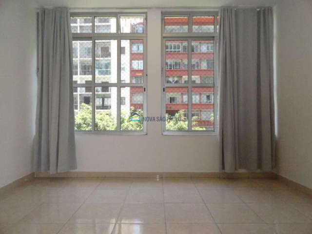 Apartamento 750m do metrô Anhangabaú