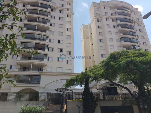 Apartamento impecável, planejado, Varanda, deposito! 500 m, 6 minutos a pé ao metrô Imigrantes