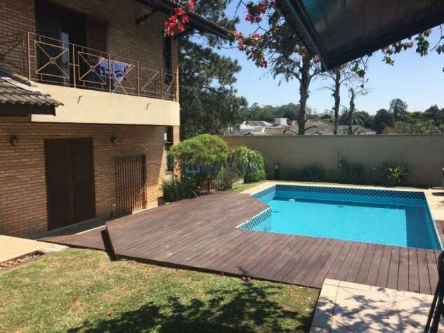 Condomínio na Aldeia da Serra | Venda  | 4 Suítes | Piscina | 4 Vagas