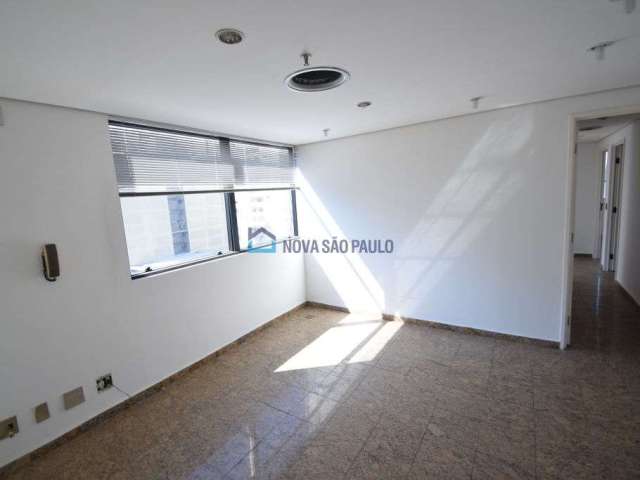 Sala comercial no Jardim Paulista