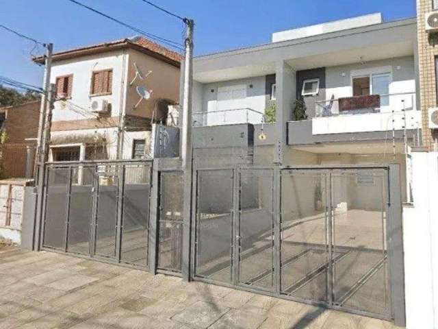 Casa 3 dormitórios à venda no Bairro Vila Ipiranga com 156 m² de área privativa - 3 vagas de garagem