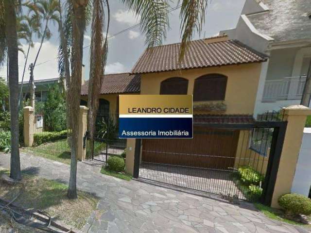 Casa 4 dormitórios à venda no Bairro Chácara das Pedras com 302 m² de área privativa - 2 vagas de garagem