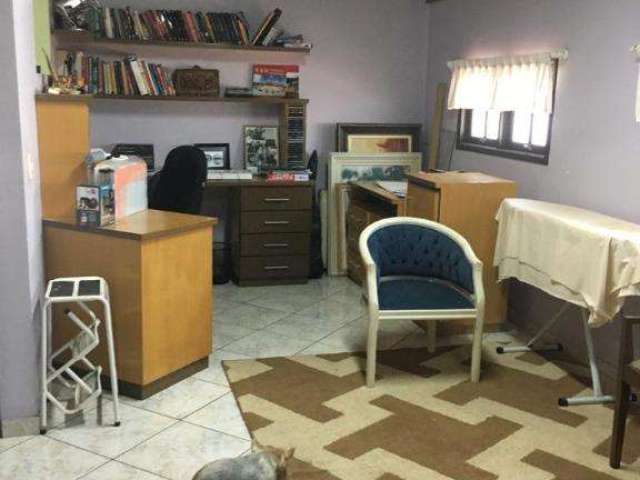 Sobrado com 3 dormitórios à venda, 200 m² por R$ 850.000,00 - Vila Camilópolis - Santo André/SP