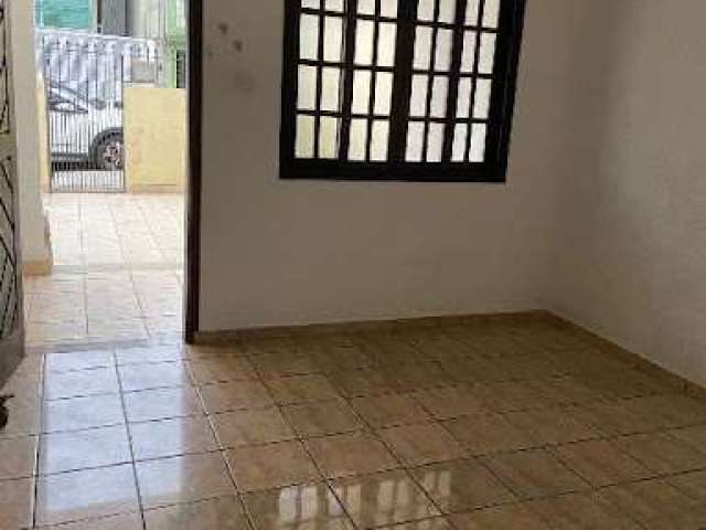 Casa com 3 dormitórios para alugar, 180 m² - Vila Assis Brasil - Mauá/SP