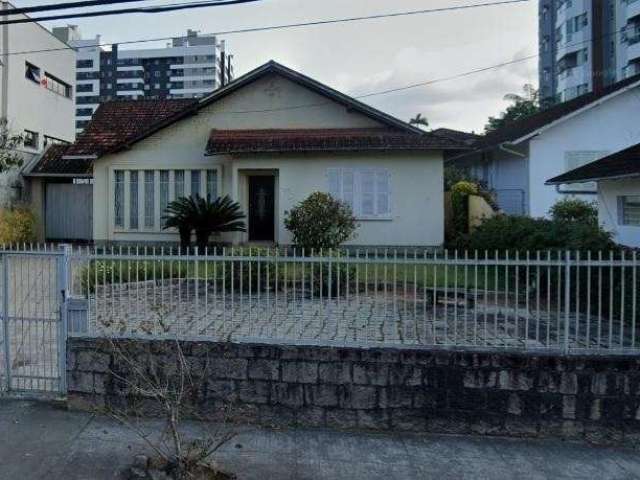 CASA no ANITA GARIBALDI com 3 quartos para VENDA, 296 m²