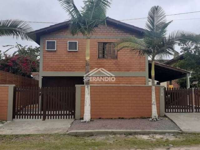 Sobrado com 4 dormitórios à venda, 214 m² por R$ 820.000,00 - Praia Das Palmeiras - Itapoá/SC