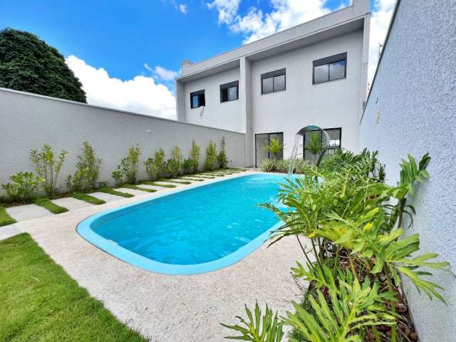 Sobrado com piscina a venda no Bairro Bom Jesus em São Jose dos Pinhais