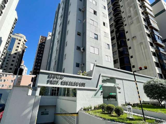 Apartamento 2 quartos (1 suíte) + 1 vaga, Centro Florianópolis