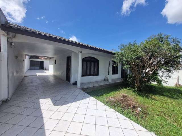 com 3 Quartos e 2 banheiros à Venda, 173 m² por  590.000,00