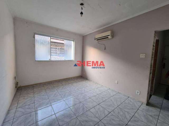 Apartamento com 2 dormitórios à venda, 69 m² por R$ 380.000,00 - Embaré - Santos/SP