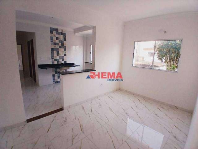 Apartamento com 2 dormitórios à venda, 48 m² por R$ 350.000,00 - Parque São Vicente - São Vicente/SP