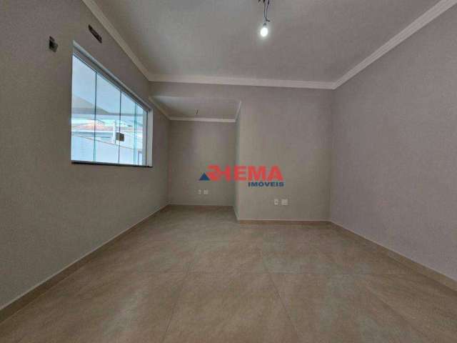 Casa com 3 dormitórios à venda, 110 m² por R$ 883.000,00 - Campo Grande - Santos/SP