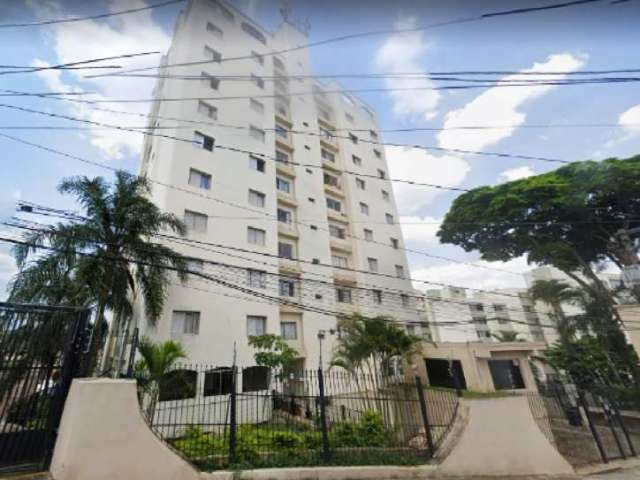 Apartamento  dormitórios com armariosCozinha com armários e GabineteVaga de Garagem e Lazer