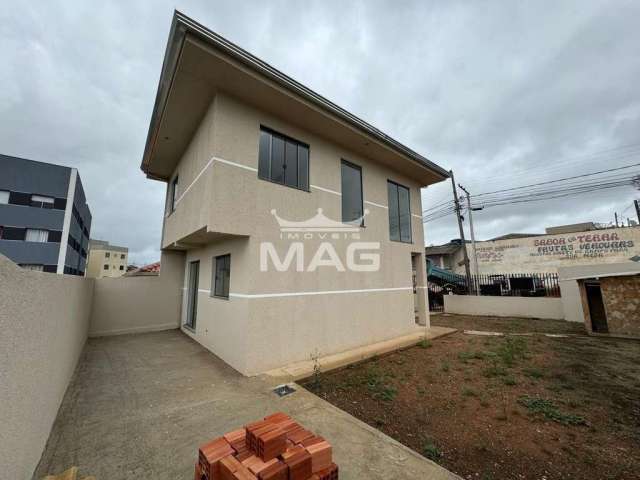 Casa com 3 quartos à venda na Frei Santa Rita Durão, 23, Guarani, Colombo por R$ 449.990