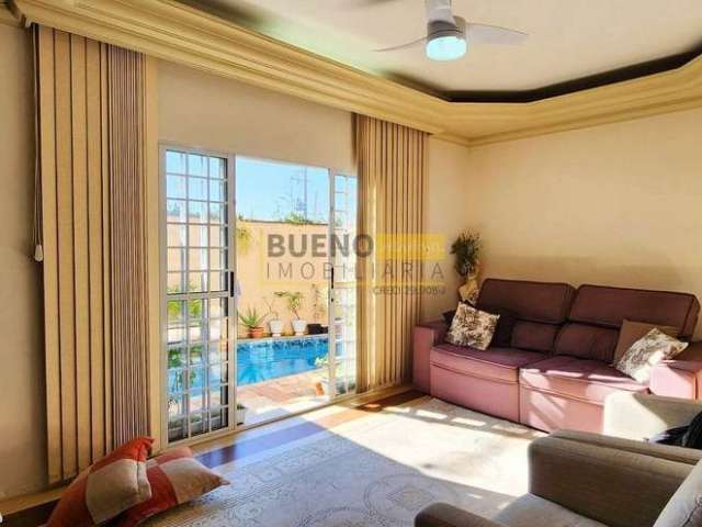 Ótima casa com 3 dormitórios sendo 1 suíte, piscina à venda, 99 m² por R$ 570.000 - Vila Mariana -