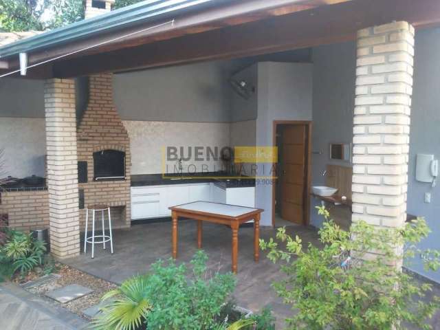 Linda casa com 4 dormitórios à venda e área de lazer completa, 220 m² por R$ 1.060.000,00 - Jardim