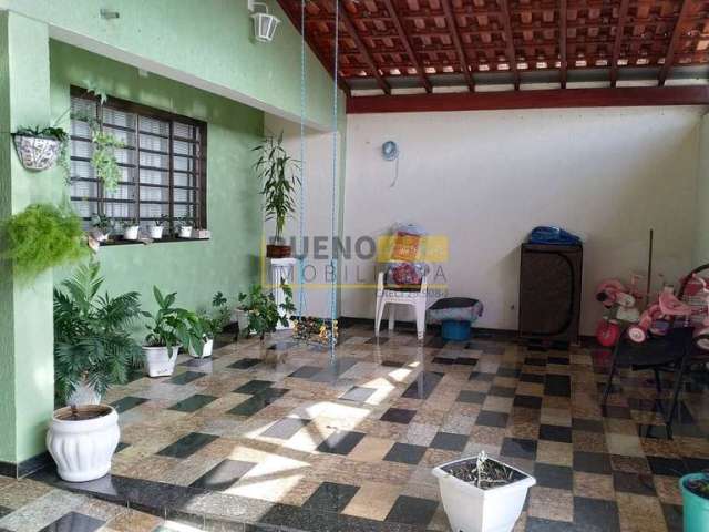 Linda casa com 3 dormitórios à venda, 231 m² por R$ 585.000 - Jardim Laudissi - Santa Bárbara D'Oes