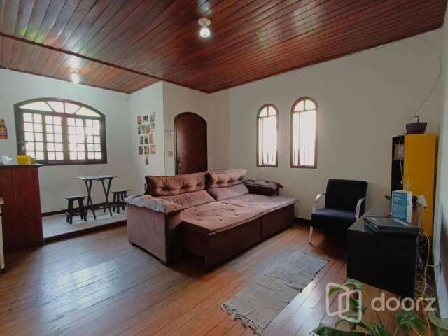 Casa com 10 quartos à venda na Rua Vladimir Jorge, 441, Alto da Mooca, São Paulo, 233 m2 por R$ 849.000