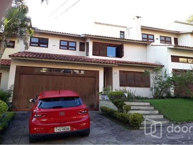 Casa em condomínio fechado com 4 quartos à venda na Praça São Caetano, 90, Teresópolis, Porto Alegre, 195 m2 por R$ 1.200.000