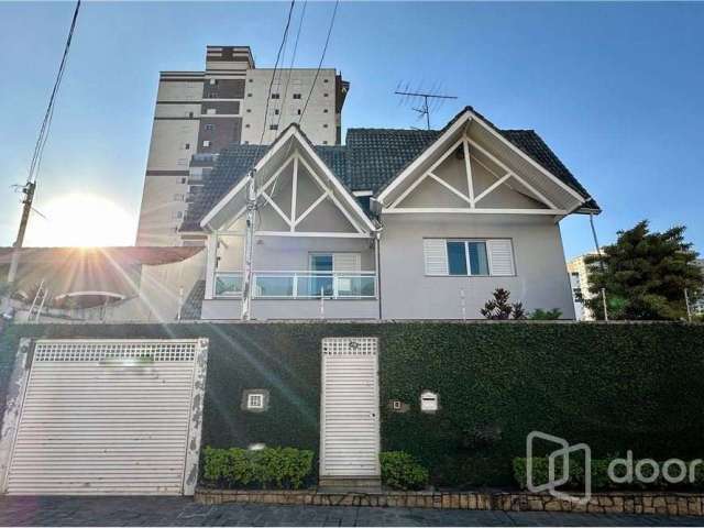 Casa com 4 quartos à venda na Santo Antônio, 206, Jardim Vila Galvão, Guarulhos, 430 m2 por R$ 1.897.400