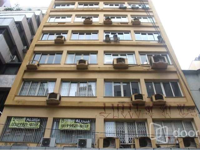 Prédio à venda na Rua General Vitorino, 53, Centro Histórico, Porto Alegre, 76 m2 por R$ 287.000