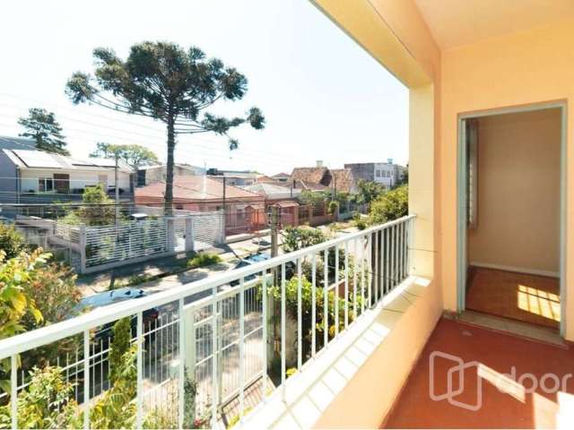 Casa com 3 quartos à venda na Travessa Afonso Mabilde, 83, Santa Maria Goretti, Porto Alegre, 195 m2 por R$ 664.000