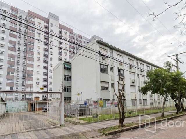 Apartamento com 2 quartos à venda na Rua Lasar Segall, 530, São Sebastião, Porto Alegre, 58 m2 por R$ 250.000