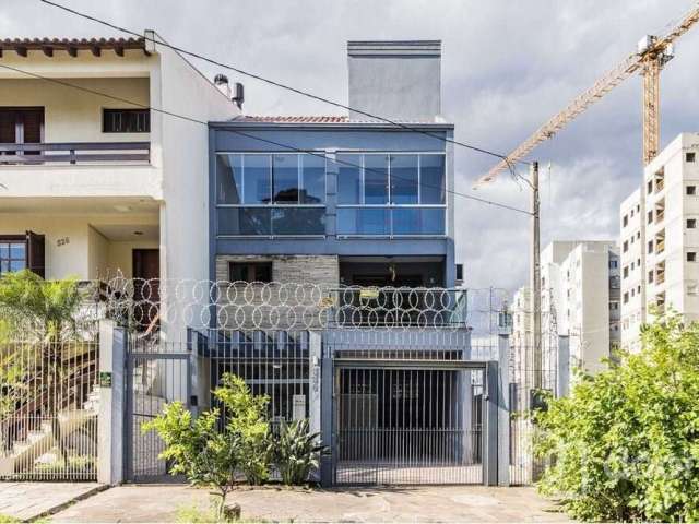 Casa com 4 quartos à venda na Nestor Waldman, 330, Jardim Itu Sabará, Porto Alegre, 275 m2 por R$ 980.000