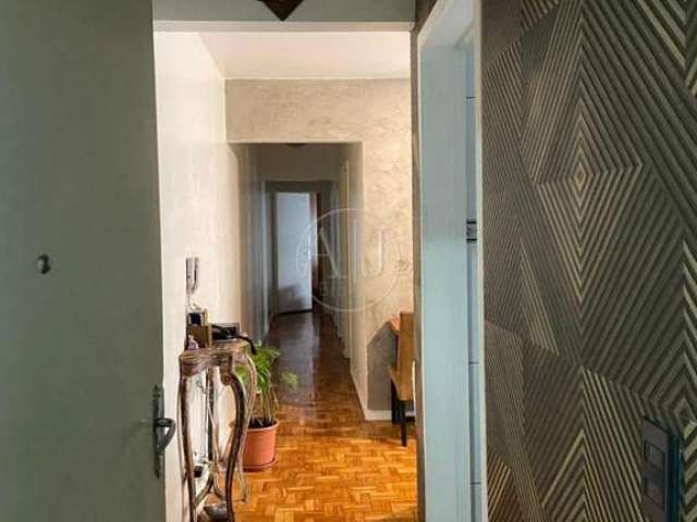 Apartamento à venda em Porto Alegre - Cristal, 79.15m², semi mobiliado, churrasqueira e playground no condomínio.