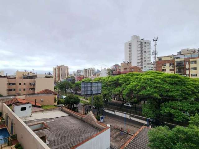 Cobertura duplex  à venda bairro Petrópolis, Porto Alegre - Semi Mobiliada, Churrasqueira e Varanda!