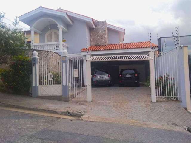 Casa com 4 dormitórios à venda, 340 m² por R$ 1.900.000,00 - Parque Campolim - Sorocaba/SP