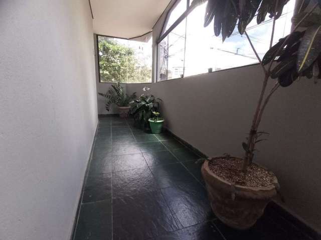 Casa 300m² + terraço + varanda