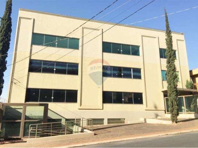 Prédio comercial para alugar 1.600m² Jd São Luiz