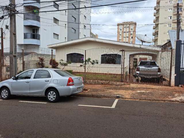 Terreno à venda, 787 m² por R$ 2.500.000,00 - Vila Ipiranga - Londrina/PR