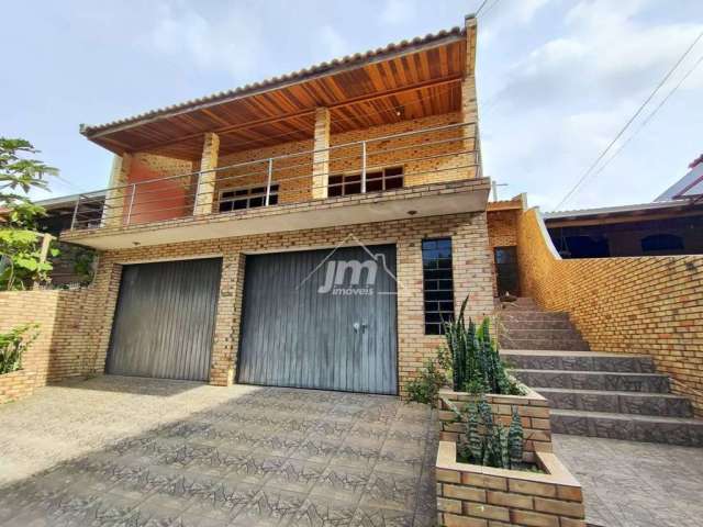 Sobrado à venda no Bairro Moradias Bom Jesus - em Campo Largo/PR