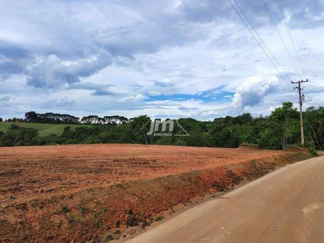 Chácara a venda no Bairro Três Córregos - em Campo Largo/PR