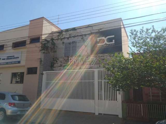 Casa comercial à venda no Centro, Piracicaba  por R$ 790.000