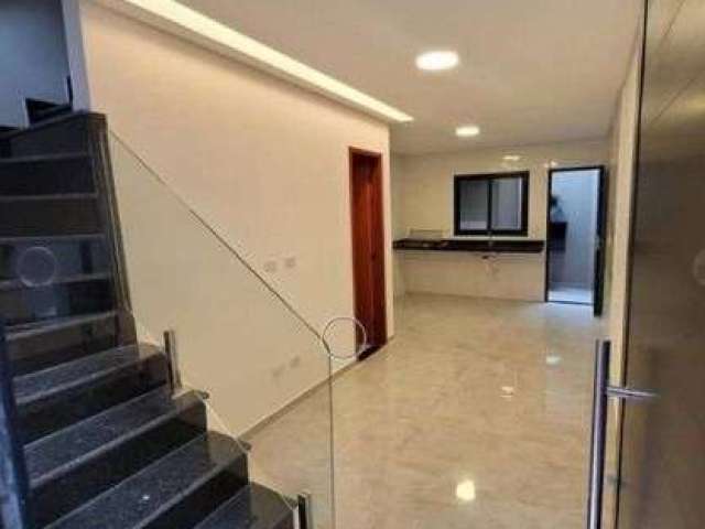 Sobrado com 2 quartos  à venda, 61 m² por R$ 340.000 - Vila Guilhermina - Praia Grande/SP