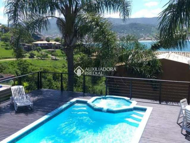 Casa com 4 quartos à venda na BELA VISTA, 610, Vigia, Garopaba, 321 m2 por R$ 3.000.000