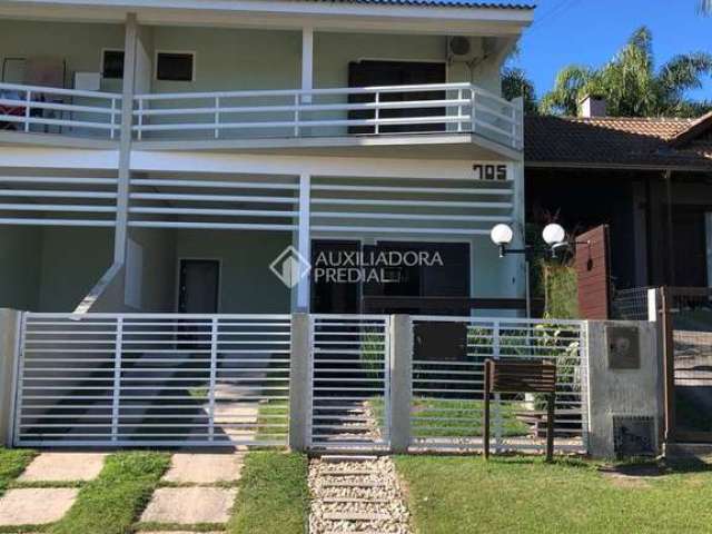 Casa com 3 quartos à venda na José Custódio Pereira, 705, Centro, Garopaba, 168 m2 por R$ 1.590.000
