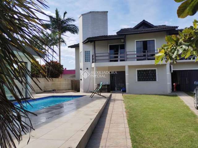 Casa com 4 quartos à venda na SC 434, Km 14, 274, Araçatuba, Imbituba, 300 m2 por R$ 2.100.000