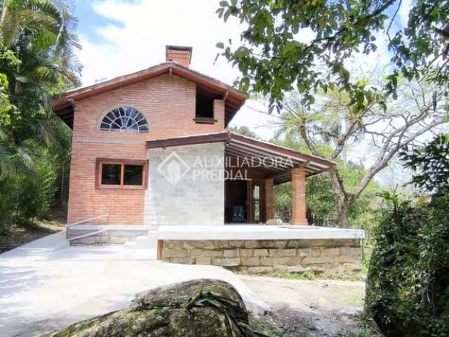 Casa com 3 quartos à venda na Leonildo Peirão, 112, Grama, Garopaba, 110 m2 por R$ 930.000