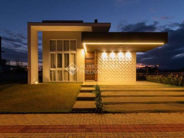 Casa em condomínio fechado com 3 quartos à venda na CONDOMINIO ROSA INTERNACIONAL, 22, Grama, Garopaba, 360 m2 por R$ 2.450.000