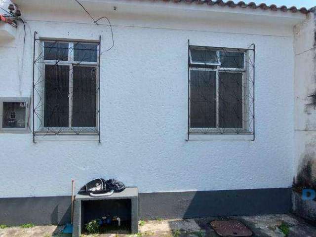 Casa com 2 dormitórios para alugar, 60 m² por R$ 1.425,01/mês - Olaria - Rio de Janeiro/RJ