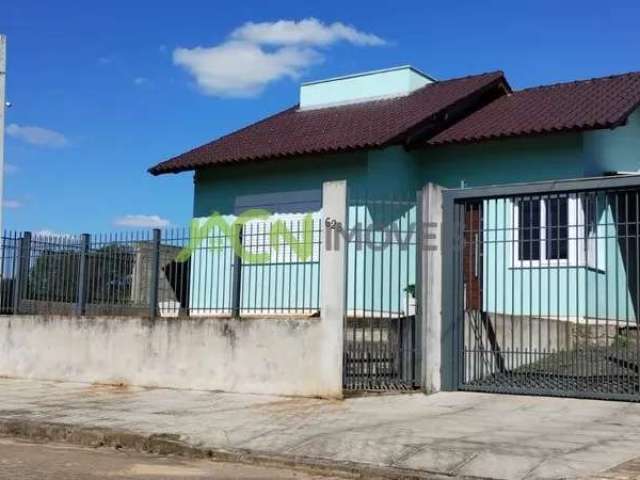 Casa com dois dormitórios sendo um suite no bairro Campo Grande em Estância Velha