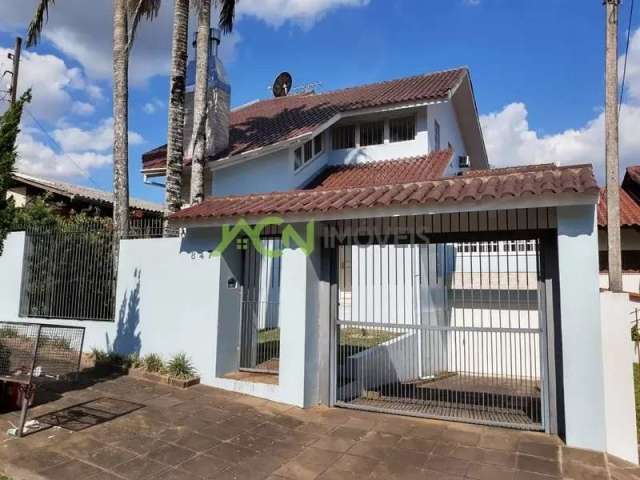 Casa com 4 dormitórios, piscina, quiosque, duas salas, no bairro Floresta em Estância Velha