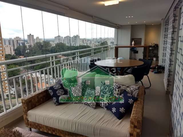 Apartamento em Jardim Esplanada