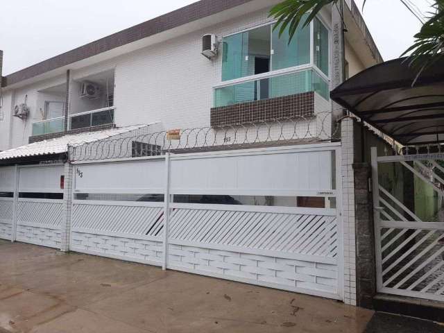 Casa de 3 DORMITÓRIOS com PISCINA &amp; CHURRASQUEIRA na Pompéia